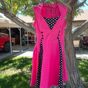 Pinup style pink and polka dot dress, in lightly loved condition. XL